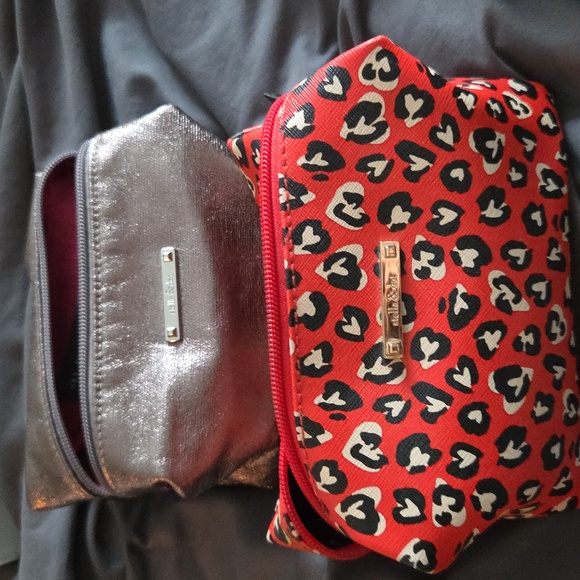 Stella & Dot Handbags - Stella & Dot poufs